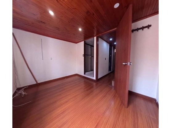 Casa en venta en Tintala, Bogotá · foto 6 de 16
