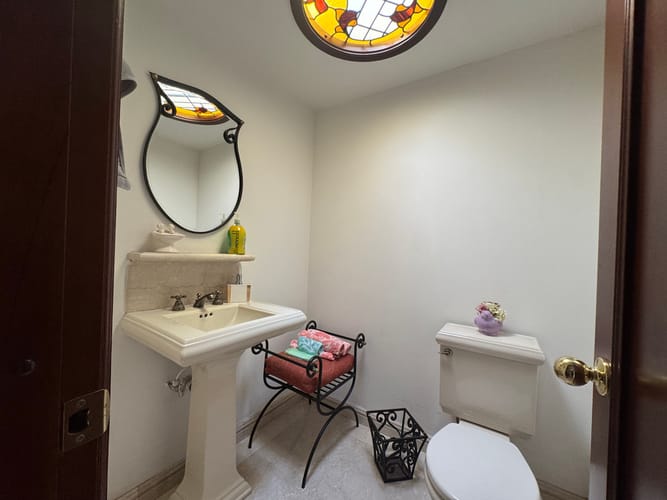 Apartamento de 3 alcobas en venta en Chicó Alto, Bogotá, 226 m² · foto 5 de 22