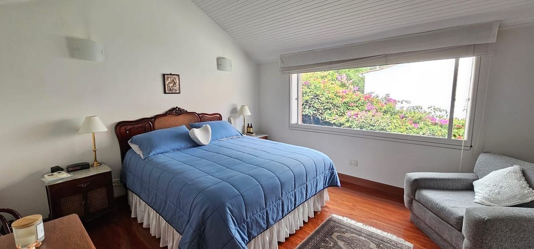 Casa de 4 alcobas en venta en Santa Ana, Bogotá, 212 m² · foto 3 de 20