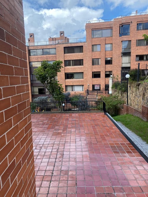 Apartamento de 3 alcobas en venta en Niza Sur, Bogotá, 117 m² · foto 2 de 24