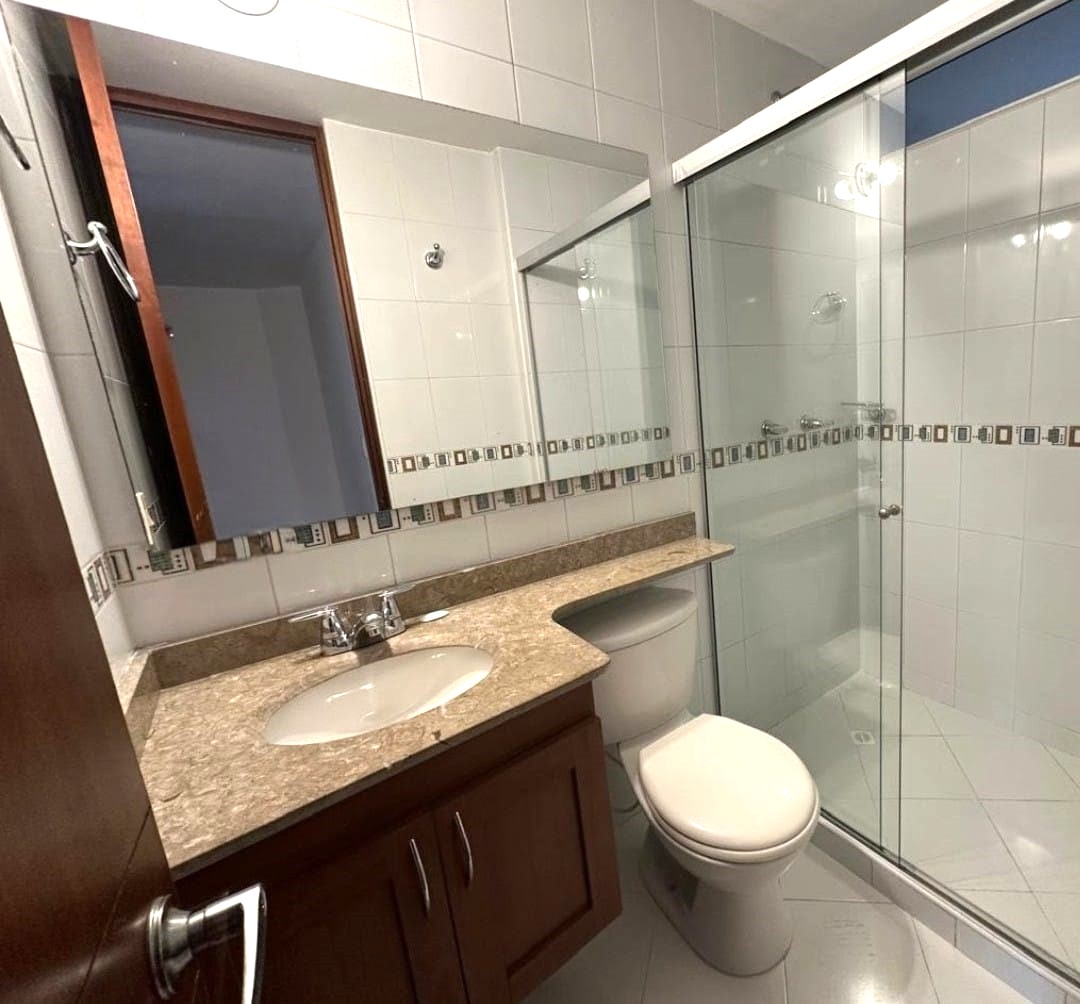 Apartamento en venta en Ciudad Salitre, Bogotá · foto 14 de 23