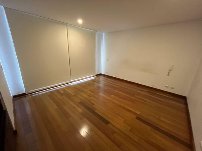 Apartamento de 4 alcobas en venta en La Calleja, Bogotá, 254 m² · foto 8 de 24