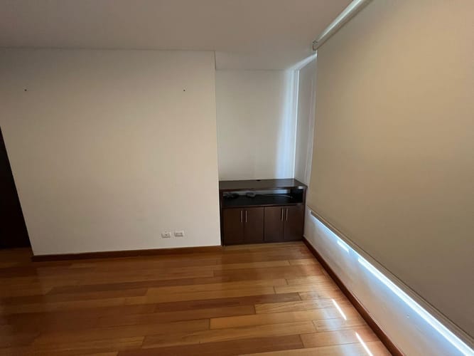 Apartamento de 4 alcobas en venta en La Calleja, Bogotá, 254 m² · foto 9 de 24
