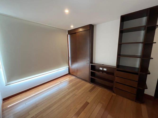 Apartamento de 4 alcobas en venta en La Calleja, Bogotá, 254 m² · foto 10 de 24