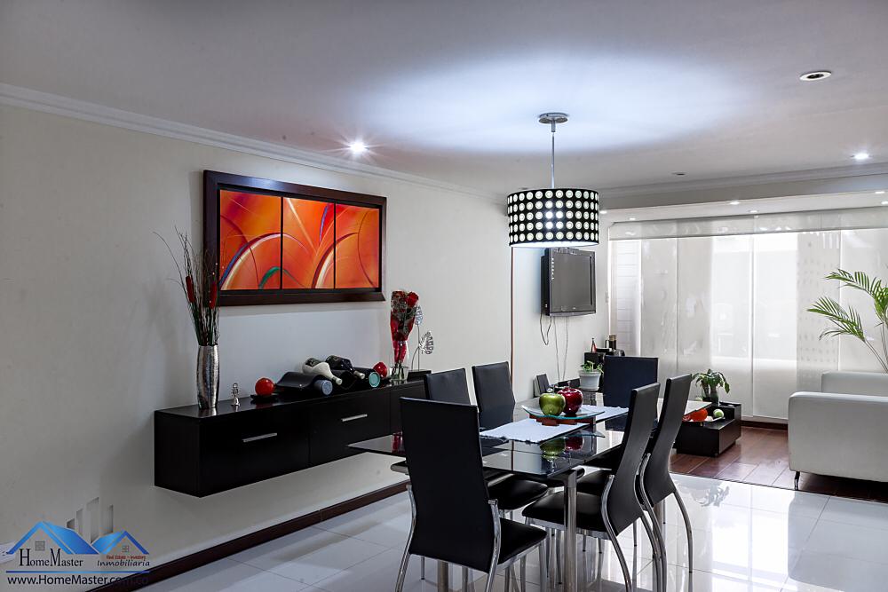 Casa en venta en Pasadena, Bogotá · foto 2 de 12