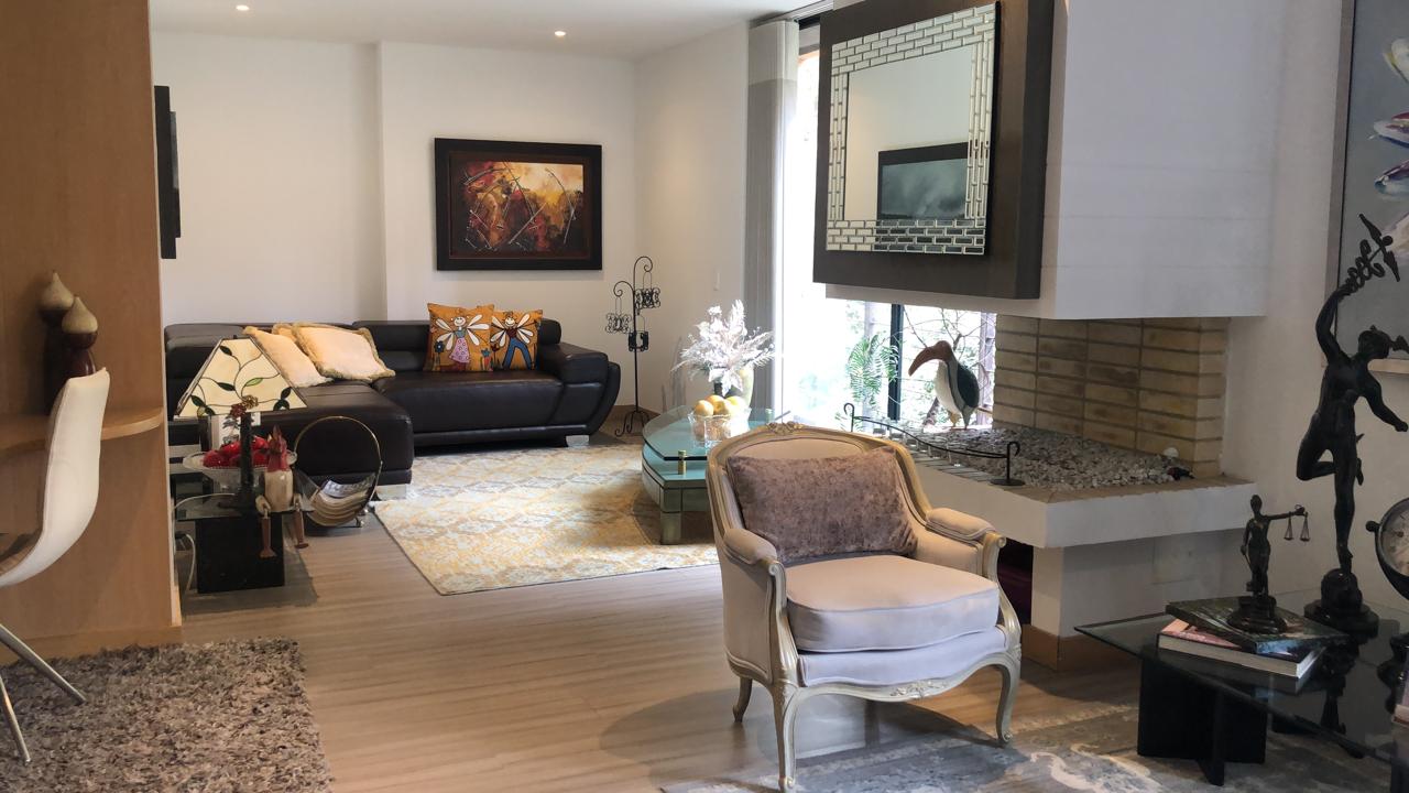 Apartamento en venta en Los Rosales, Bogotá · foto 2 de 24