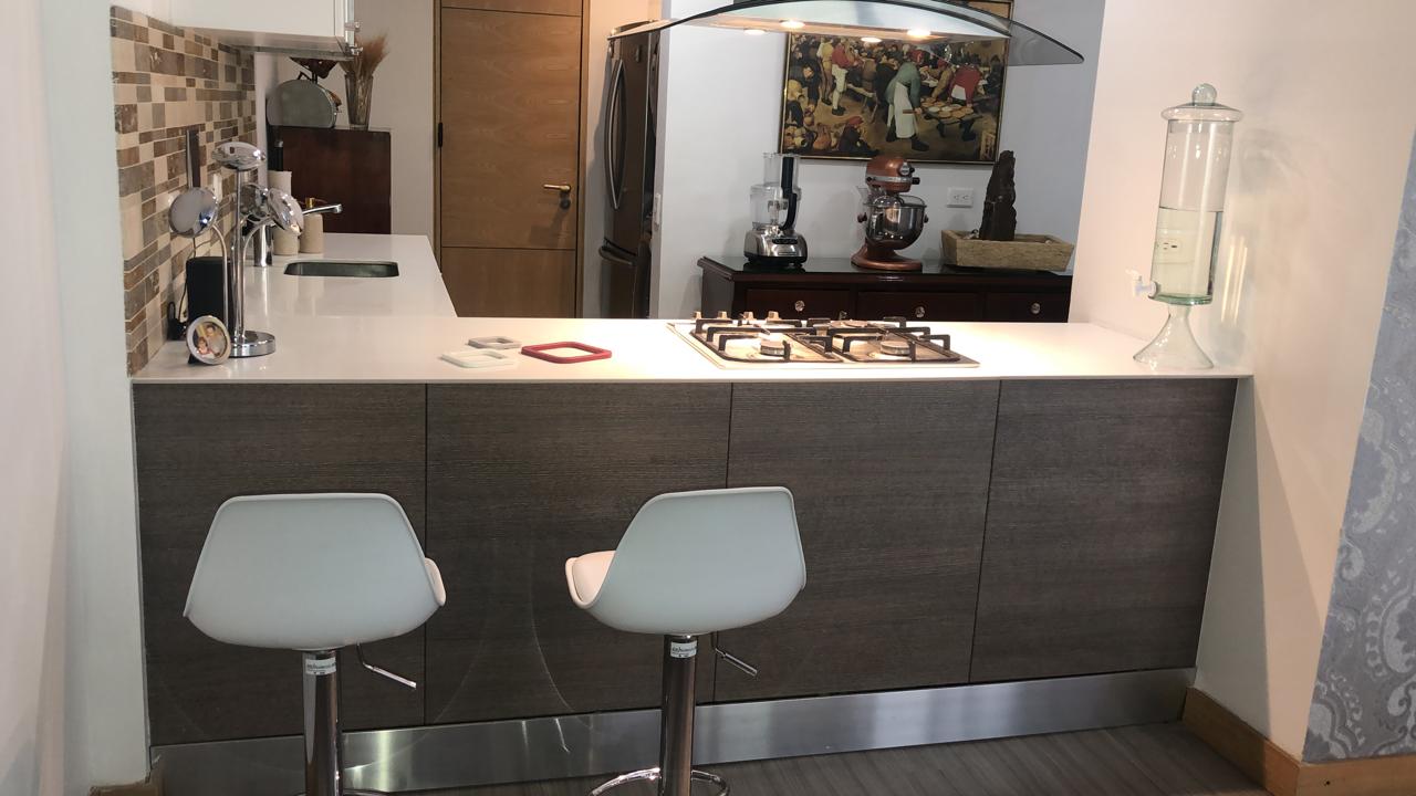 Apartamento en venta en Los Rosales, Bogotá · foto 6 de 24