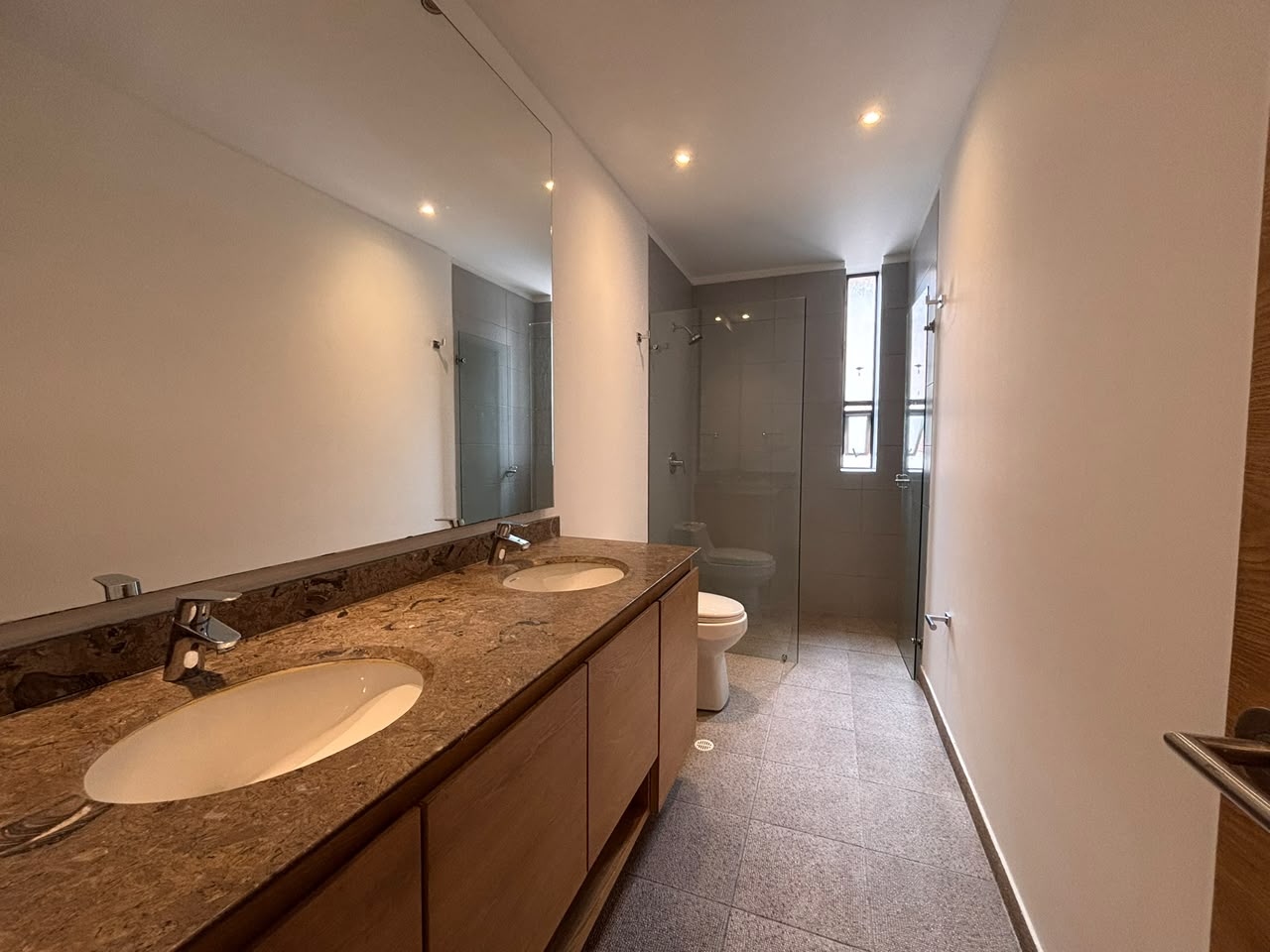 Apartamento en venta en Los Rosales, Bogotá · foto 8 de 24