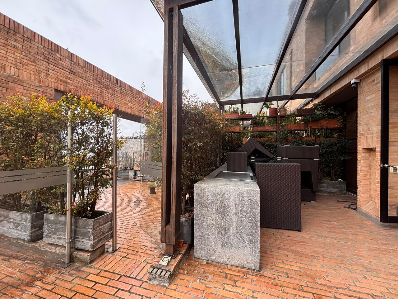 Apartamento en venta en Los Rosales, Bogotá · foto 10 de 24