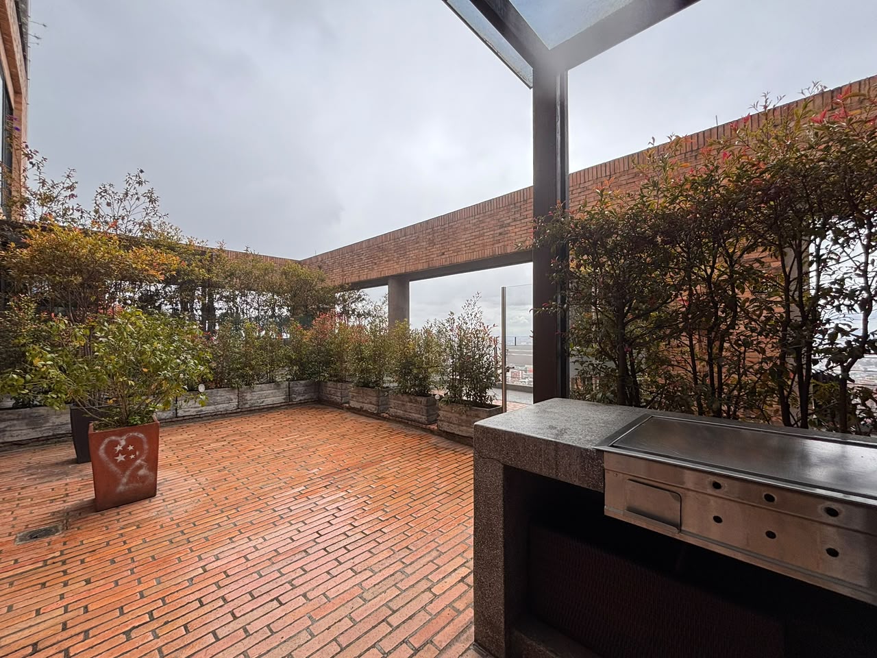 Apartamento en venta en Los Rosales, Bogotá · foto 12 de 24