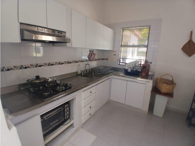 Casa de 4 alcobas en venta en Ricaurte, 450 m² · foto 7 de 24