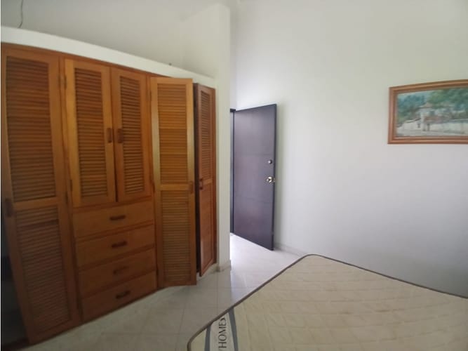 Casa de 4 alcobas en venta en Ricaurte, 450 m² · foto 15 de 24