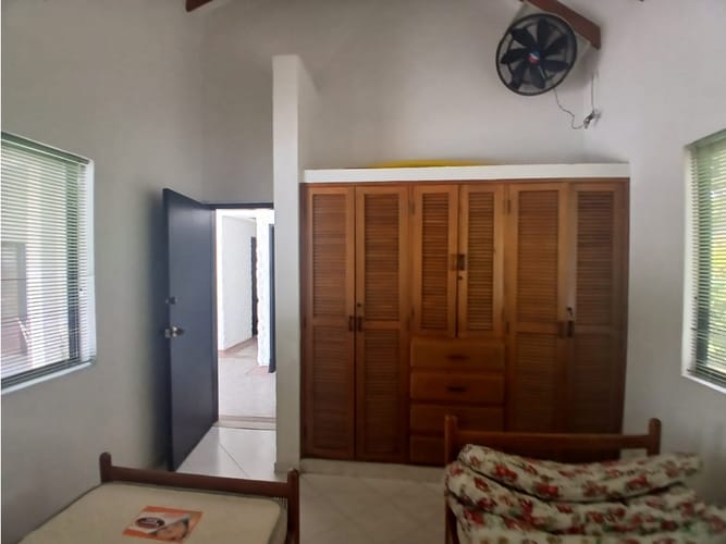 Casa de 4 alcobas en venta en Ricaurte, 450 m² · foto 19 de 24