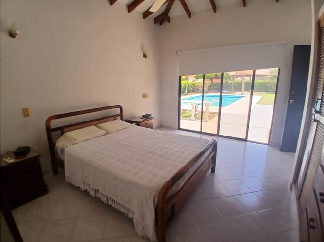 Casa de 4 alcobas en venta en Ricaurte, 450 m² · foto 21 de 24