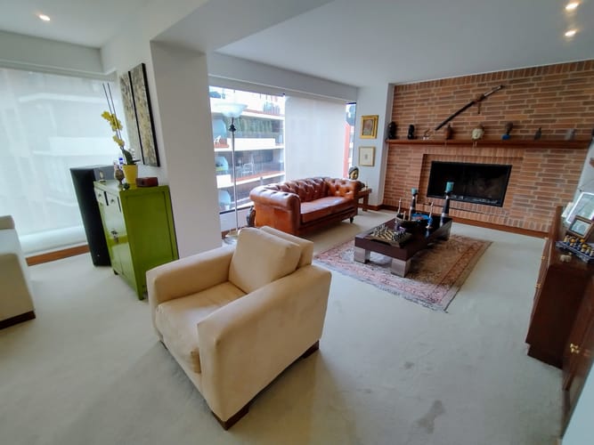 Apartamento de 3 alcobas en venta en Chapinero, Bogotá, 211 m² · foto 3 de 24