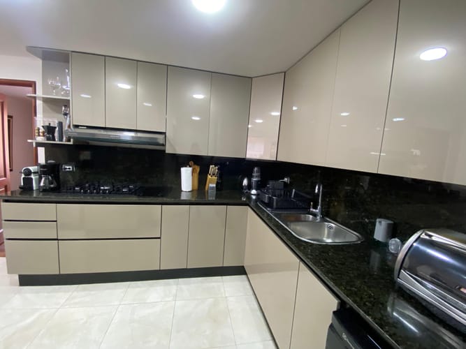 Apartamento de 3 alcobas en venta en Chapinero, Bogotá, 211 m² · foto 7 de 24