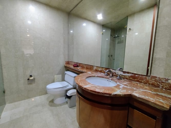 Apartamento de 3 alcobas en venta en Chapinero, Bogotá, 211 m² · foto 17 de 24