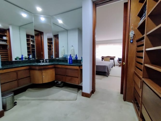 Apartamento de 3 alcobas en venta en Chapinero, Bogotá, 211 m² · foto 22 de 24