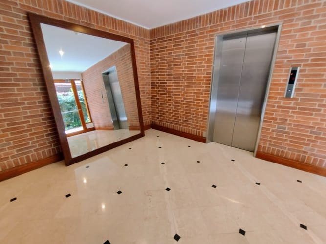 Apartamento de 3 alcobas en venta en Chapinero, Bogotá, 211 m² · foto 24 de 24