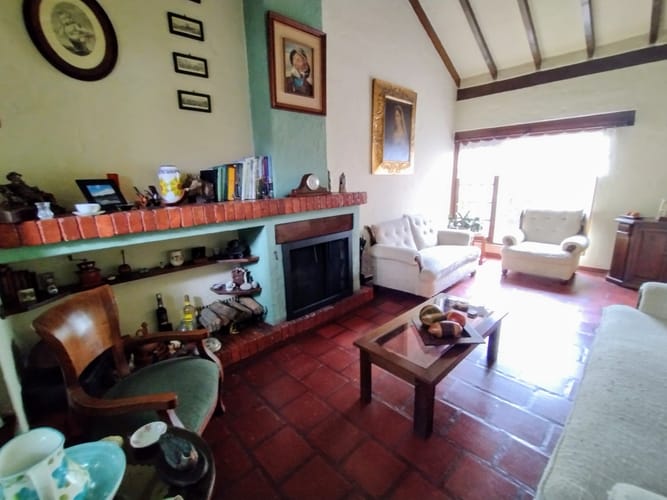 Casa en venta en Santa Barbara, Bogotá · foto 3 de 23