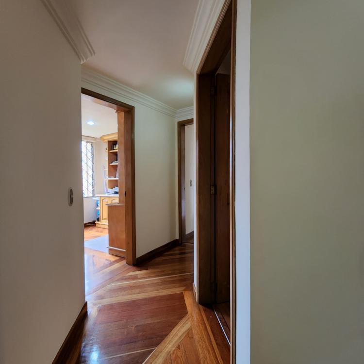 Apartamento en venta en Chicó Alto, Bogotá · foto 16 de 24