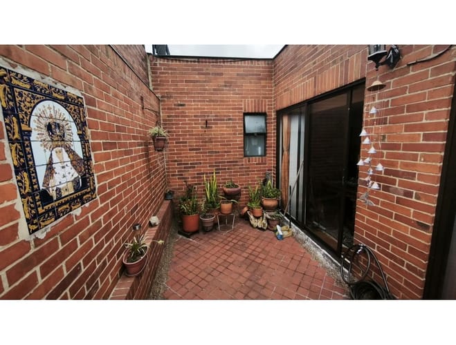 Apartamento de 3 alcobas en venta en La Calleja, Bogotá, 157 m² · foto 5 de 21