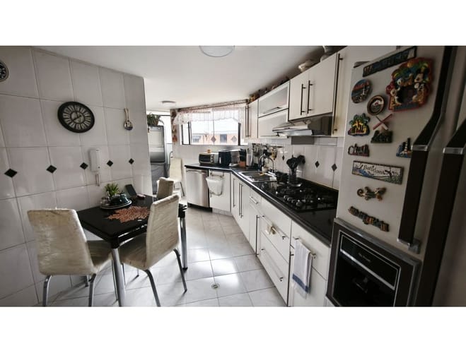 Apartamento de 3 alcobas en venta en La Calleja, Bogotá, 157 m² · foto 7 de 21