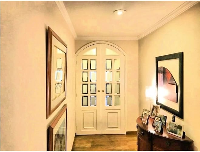 Apartamento de 3 alcobas en venta en Santa Barbara, Bogotá, 176 m² · foto 2 de 11