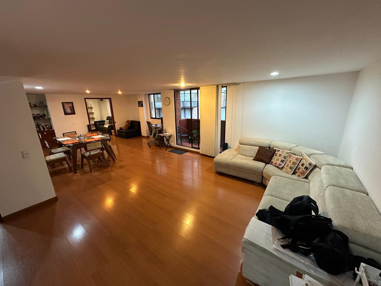 Apartamento en venta en Santa Barbara, Bogotá · foto 2 de 21