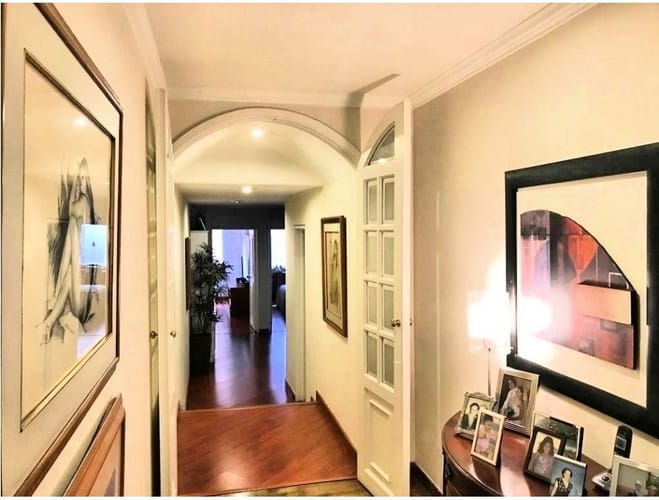 Apartamento de 3 alcobas en venta en Santa Barbara, Bogotá, 176 m² · foto 10 de 11