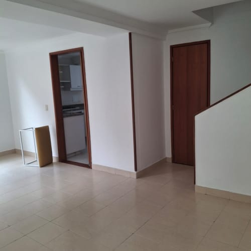 Casa de 3 alcobas en venta en Colina Campestre, Bogotá, 110 m² · foto 2 de 24
