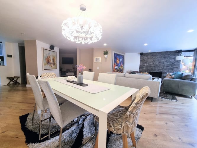 Apartamento de 3 alcobas en venta en Chico Norte, Bogotá, 131 m² · foto 6 de 24