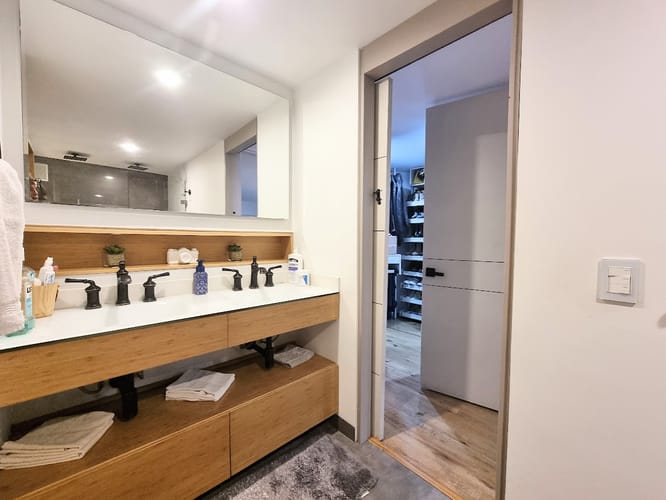 Apartamento de 3 alcobas en venta en Chico Norte, Bogotá, 131 m² · foto 17 de 24