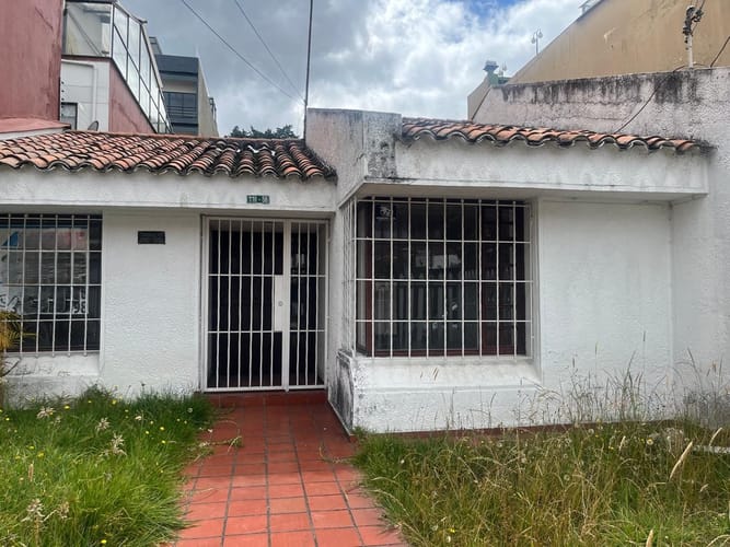 Casa de 4 alcobas en venta en Santa Barbara, Bogotá, 420 m² · foto 7 de 7
