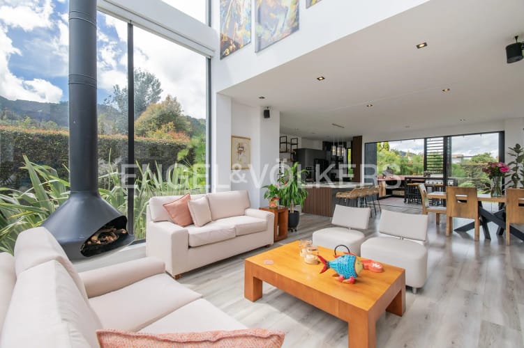 Casa de 4 alcobas en venta en Aposentos Parte Alta, Sopó, 267 m² · foto 3 de 20