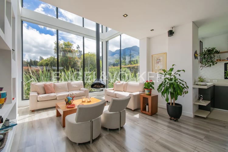 Casa de 4 alcobas en venta en Aposentos Parte Alta, Sopó, 267 m² · foto 2 de 20