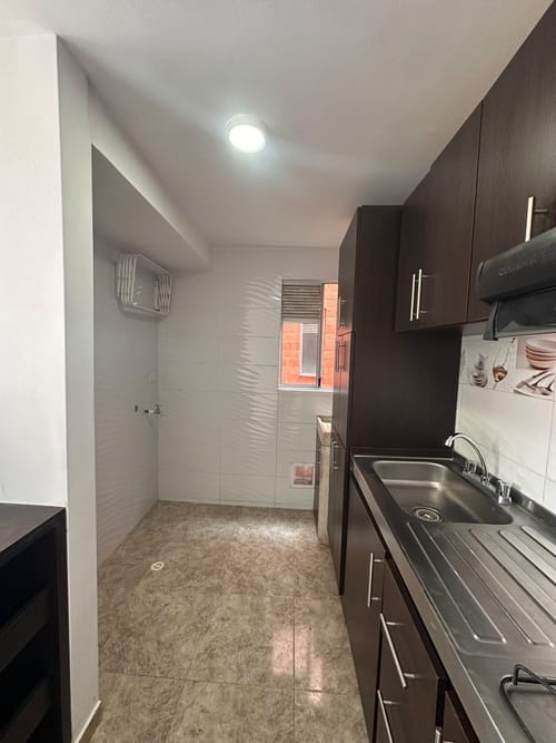 Apartamento de 3 alcobas en arriendo en San Francisco, Madrid, 55 m² · foto 9 de 16