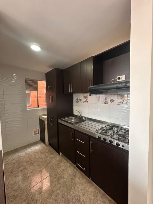 Apartamento de 3 alcobas en arriendo en San Francisco, Madrid, 55 m² · foto 11 de 16