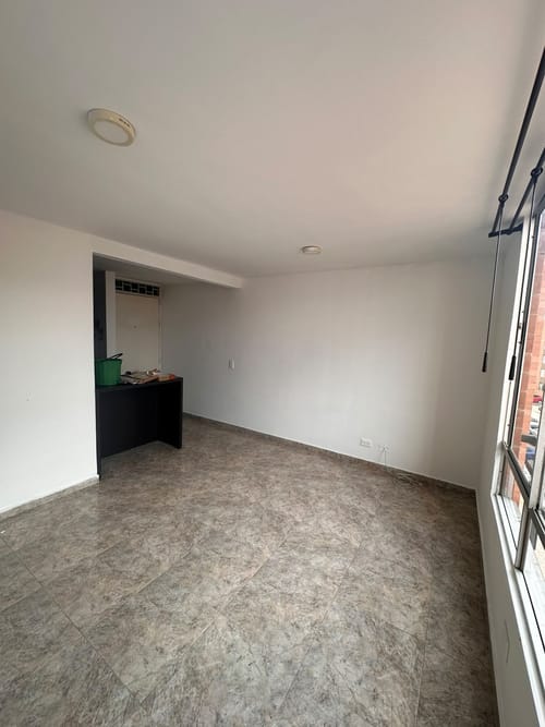 Apartamento de 3 alcobas en arriendo en San Francisco, Madrid, 55 m² · foto 3 de 16