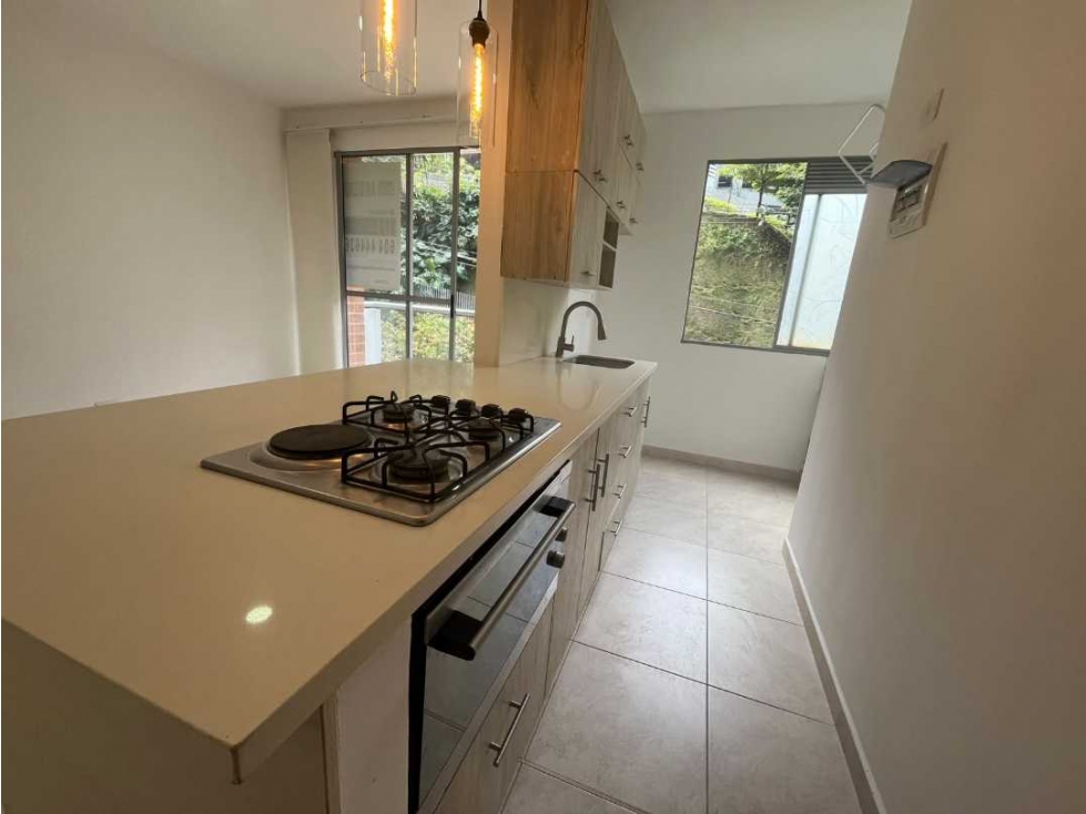 Apartamento en Arriendo en La Cuenca, Envigado