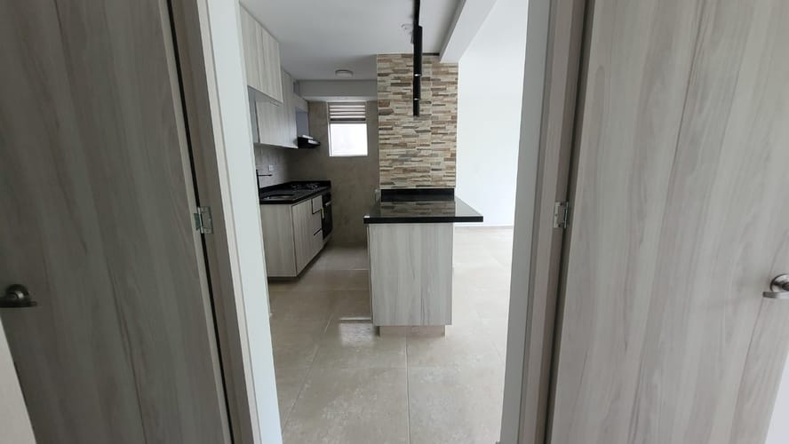 Apartamento de 2 alcobas en venta en El Dorado, Pereira, 44 m² · foto 2 de 16