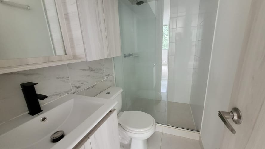 Apartamento de 2 alcobas en venta en El Dorado, Pereira, 44 m² · foto 8 de 16