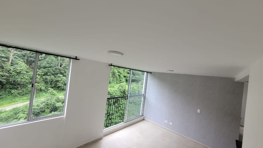 Apartamento de 2 alcobas en venta en El Dorado, Pereira, 44 m² · foto 11 de 16