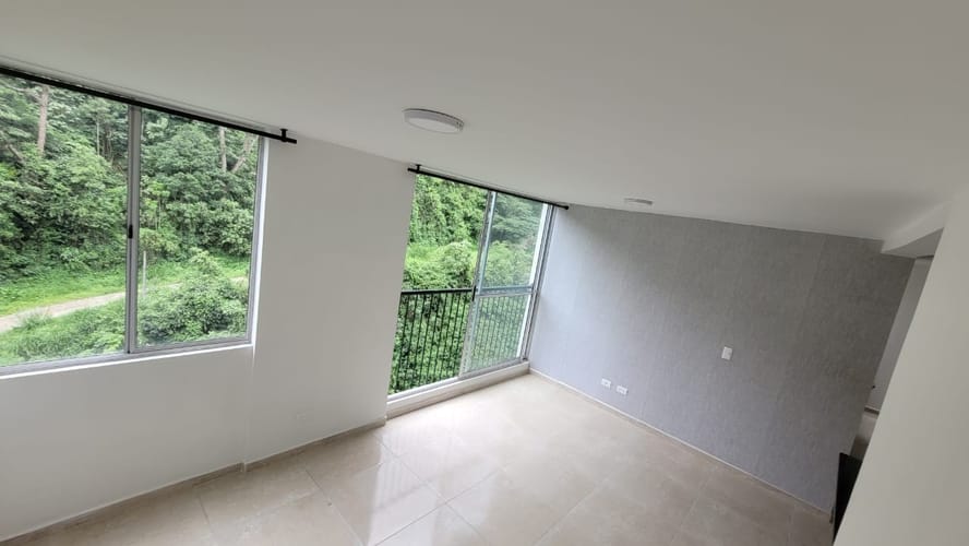 Apartamento de 2 alcobas en venta en El Dorado, Pereira, 44 m² · foto 10 de 16