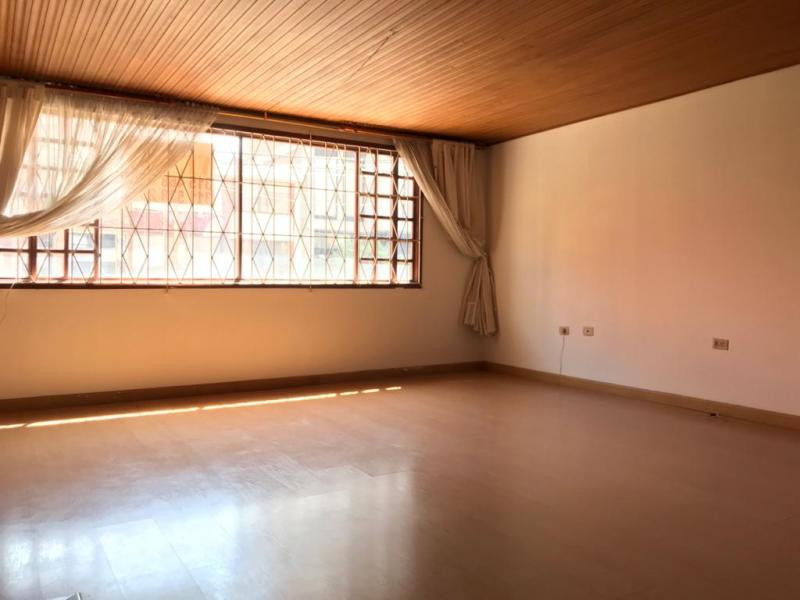 Casa en venta en Santa Barbara Alta, Bogotá · foto 2 de 24