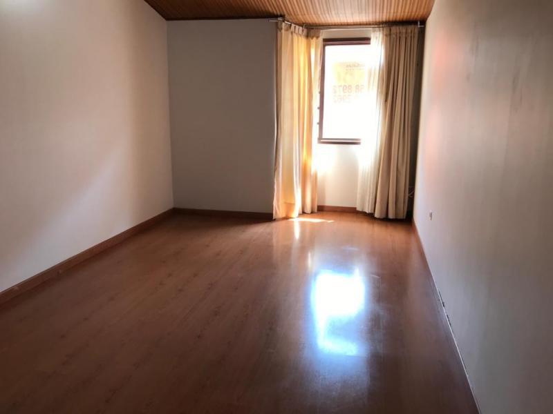 Casa en venta en Santa Barbara Alta, Bogotá · foto 8 de 24