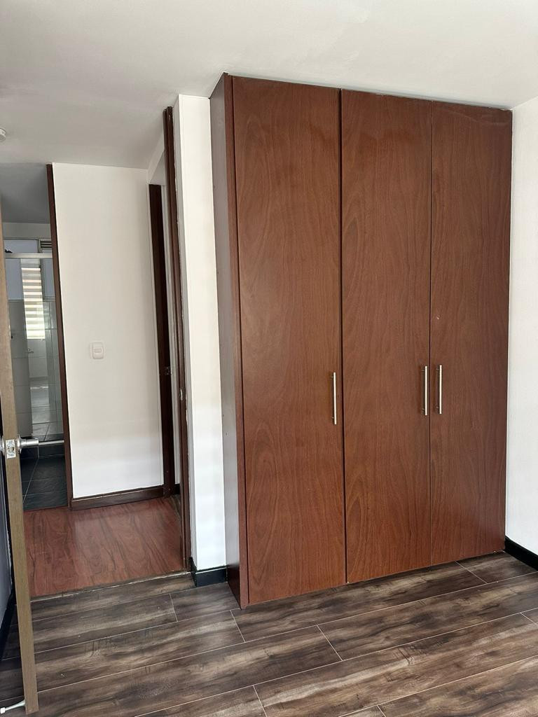 Apartamento en venta en Portales Del Norte, Bogotá · foto 13 de 17