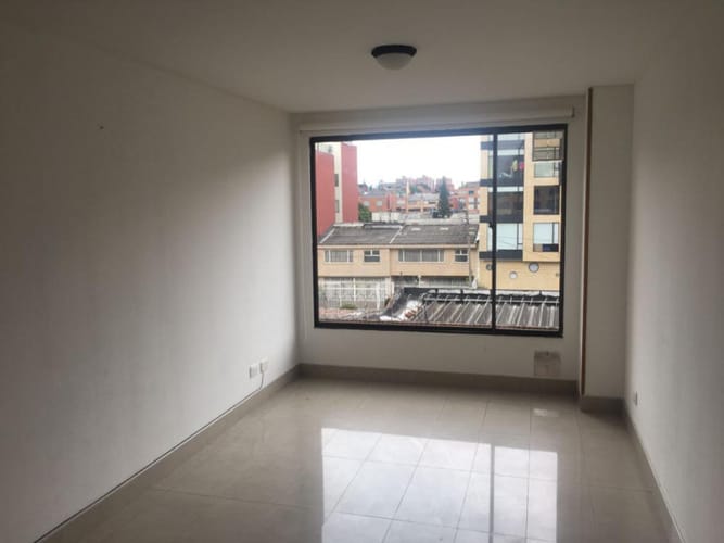Apartaestudio en venta en Puente Largo, Bogotá, 46 m² · foto 2 de 18