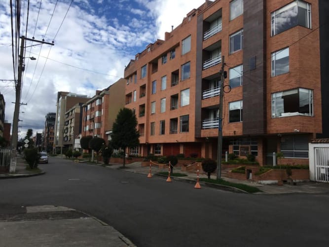 Apartaestudio en venta en Puente Largo, Bogotá, 46 m² · foto 14 de 18