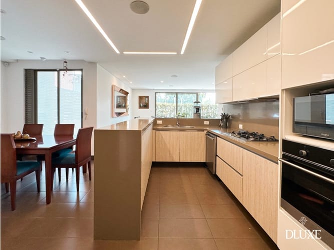 Apartamento de 4 alcobas en venta en Casablanca Suba, Bogotá, 336 m² · foto 9 de 24